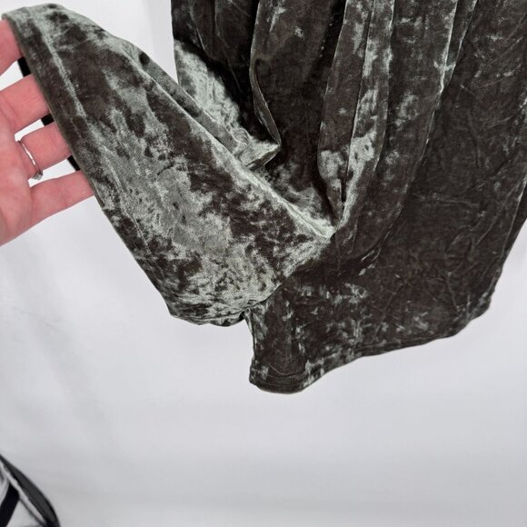 American Eagle Soft & Sexy Romper Womens XXS Green Velvet‎ Polyester Blend - Picture 3 of 8